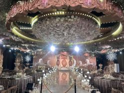 -花嫁丽舍婚礼殿堂(世博江景店)