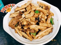 -堤边美食