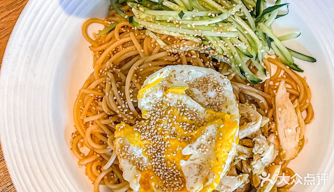 你们肯定猜不到我在哪里吃面！