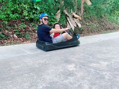-圣淘沙天际线斜坡滑车