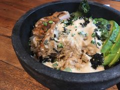 牛油果吞拿鱼石锅饭-ATLAS COFFEE(雅居乐中心店)