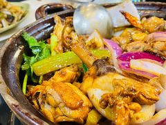 -胡须佬鸡煲四季火锅(龙珠大道店)