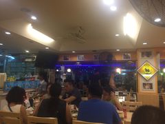 -J Daeng Seafood