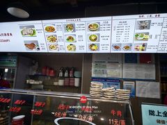 -陇上全荟兰州传统牛肉面(延吉路店)