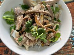 -老东门糁烫面角总店