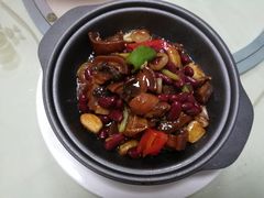 -东豪园林海鲜酒家(南港路辅路店)