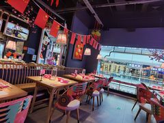 大堂-丫丫厨娘·柠檬鸭(江南蓝鲸世界店)