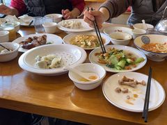 -鹤乡东北菜(崮山路店)