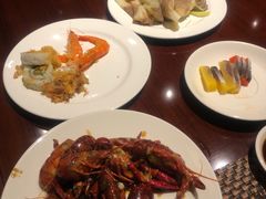 -武汉世茂希尔顿酒店·汇·全日餐厅