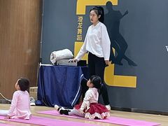 -港龙舞蹈·成人少儿舞蹈培训(深圳湾校区)