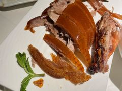 -贝勒爷·酥不腻烤鸭