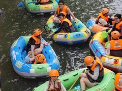 -安吉龙王山峡谷漂流