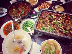 -万重锦·人文川菜馆(骡马市店)