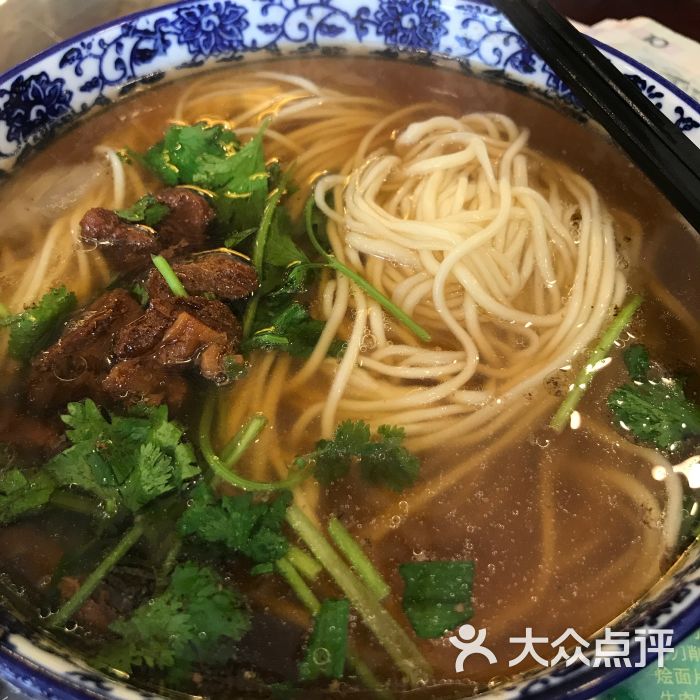 穆斯林特色小吃河州春外卖部红烧牛肉拉面图片 - 第22张