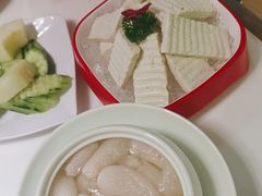 -洪氏嗨捞·猪肚鸡火锅(阳光天地店)