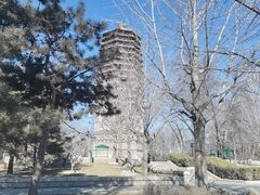 -玲珑塔公园