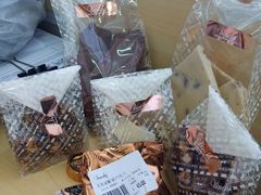 -VENCHI 闻绮(北京国贸商城店)