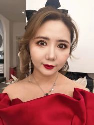 -艾米丽婚纱礼服