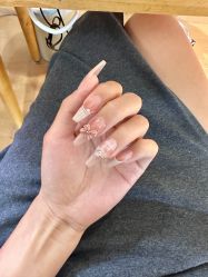-UGIRL有个美甲