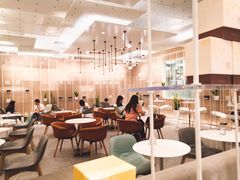 大堂-奈雪的茶(市百一店)