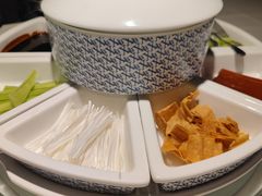 -羲和雅苑•北京烤鸭(陆家嘴中心店)