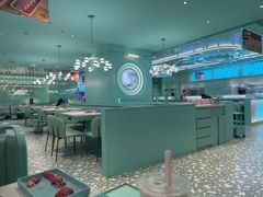 -季季红火锅(柳州城中万达二店)
