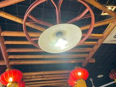 大堂-靠山屯东北农家菜(八龙桥雅苑店)