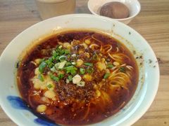 -兵哥豌豆面(雅颂居店)