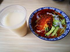 挠凉粉-樊记腊汁肉(竹笆市总店)