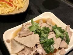 -亮亮面馆(经六路店)