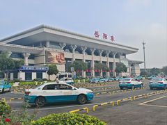 -岳阳东站