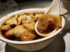 牛腩鸭血小馄饨-花园茶楼(兴城西路店)