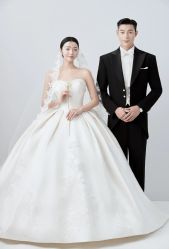 -ONLYART 摄影工作室(武汉店)