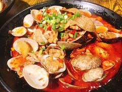 -老闵田螺馆·南昌特色小炒(梦时代店)