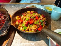 鹅卵石爆肥肠-老板恋上鱼(恒隆广场店)