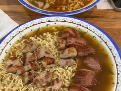肉丁力肠公仔面-永安咖啡室