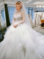 -拉瑞娜LaReine婚纱礼服高级定制
