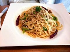 蒜香吞拿鱼面-雕刻时光咖啡馆(北航店)