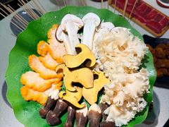 -钢管厂五区小郡肝串串香火锅(梅川路店)