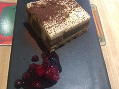 -必胜客(WOW西丽店)