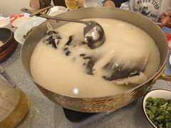 -松沪名灶·豆浆鱼头·新上海菜(飞航吾悦广场店)
