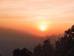 -鬼笑石后山停车场