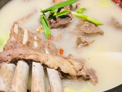 -沪小胖小龙虾(淮海中路旗舰店)