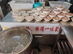 -火烧房子菊花米线(兴盛路店)