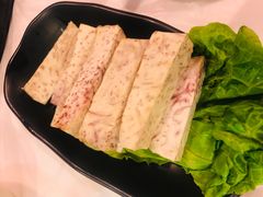 -鲜入围煮花胶鸡海鲜火锅