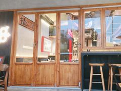 -8PINTS八品脱·日料·烧鸟·精酿小酒馆(莘庄店)