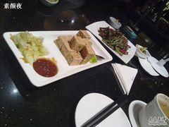 油炸豆腐+干煸四季豆-鹿港小镇(霄云店)