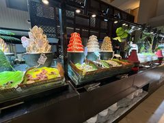 -朗丽兹自助餐厅