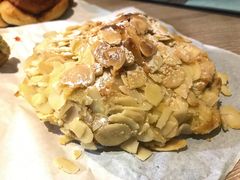 杏仁羊角-BAKER&SPICE(安福路店)