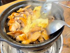 -东川炭炉鸡煲·榴莲瓦煲鸡(广州首店)